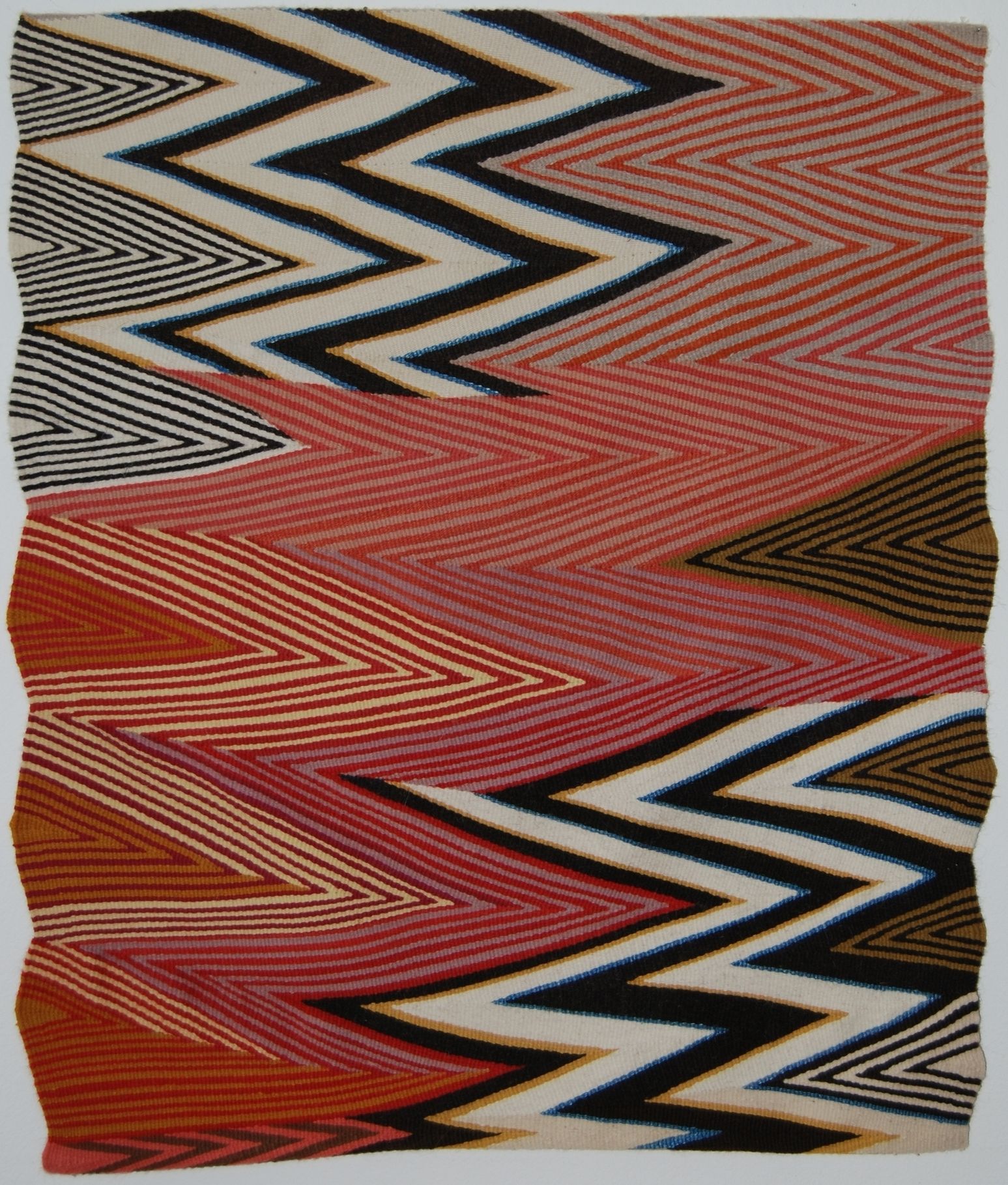 Please wait while image loads...